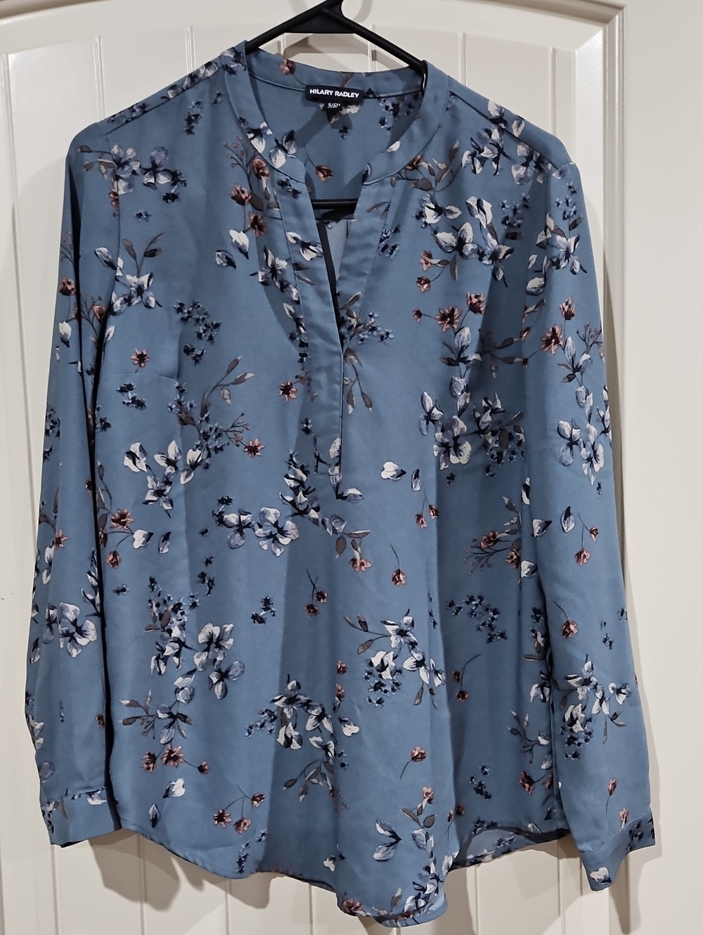 Hilary Radley Dusty Blue Floral Split‑Neck Blouse Size S NWOT
